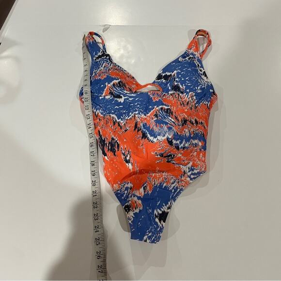 Gymshark Strappy Back One Piece Swimsuit in Orange Blue Print Size M - Picture 9 of 9